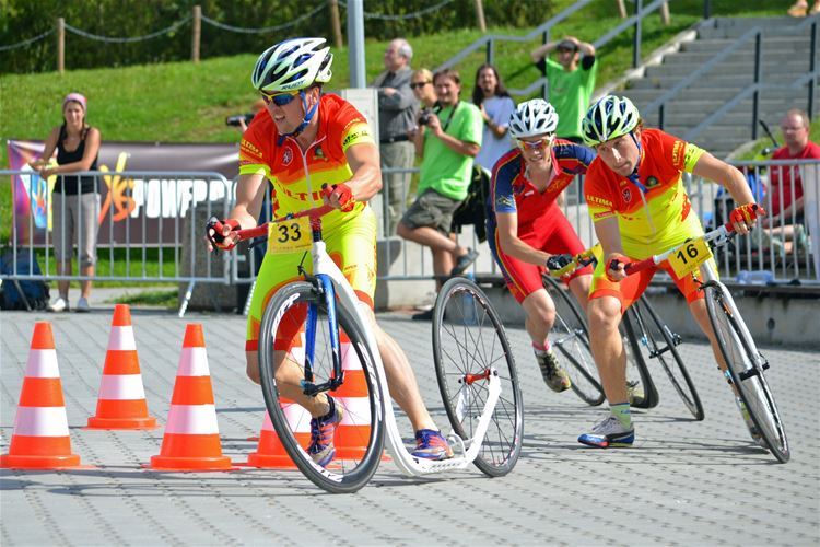 The route of the sprint race ran through the centre of Pilsner. Michal Kulka with number 33 on the photo.