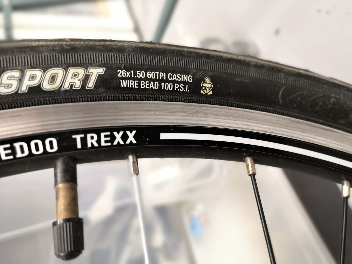 When inflating the tyres, follow not only the recommended data, which you will find on the side of every tyre, but take into account the weight of the rider and the type of riding surface as well.