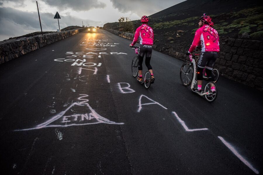 Den Gipfel haben die Jungs in den späten Abendstunden erreicht.  Ähnlich spät kamen sie auch bei den anderen mehr als 180 km langen Etappen an. 