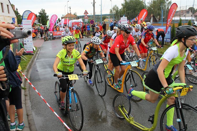 Petra Koblížková represented the Yedoo team at the World Championship. The woman with number 172 on the photo. 