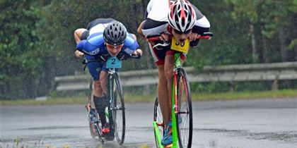 It was raining during the 36 kilometre-long royal race. 