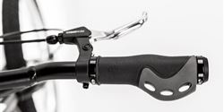 Ergonomic handlebar grips offer you a considerably high degree of comfort and help reduce hand fatigue even on long journeys. You can enjoy the ride to the maximum, because every detail matters.