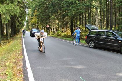 Až do závěrečné etapy závodu jsem se držel ve středu pelotonu. Pak jsem probrzdil ten plášť a propadl se na skoro poslední místo.