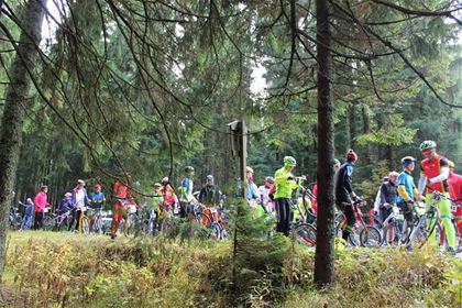 The first scooter micro stage competition took place in honour of a hundredth anniversary of Tour de France. It was following the idea of the first year of Tour, held in 1903, however, the track was predominantly the same as the most famous scooter competition of our history – Tour de Šumava.  