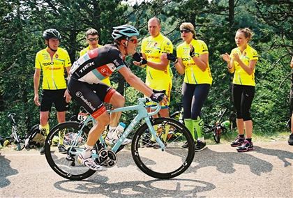 Finally! Tour de France athletes are passing us.