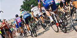 At this point, the cyclists have 7 kilometers of difficult climbing left.