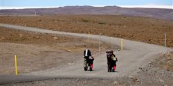 The stony wasteland extending to the horizon – that is the landscape along the legendary route No. F35, which is – as well as all the inland roads - passable only in summer.