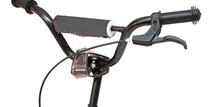 The break lever should always be on the right side of the handle bars, this will prevent you from forming the wrong habit and the potential injuries when switching to a bike (or scooter) with the correctly installed breaks. 