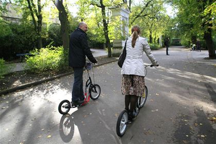 What if you don’t have sporting clothing? It doesn’t matter! You may have a comfortable ride on a scooter even if you are wearing a skirt.