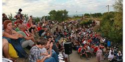 Tradiční vinařská slavnost „Zarážení hory“ ve Vrbici se každoročně těší velké návštěvnosti.