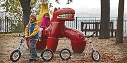 The smallest Yedoo scooter for children, model Mau, for children age 4 and older.