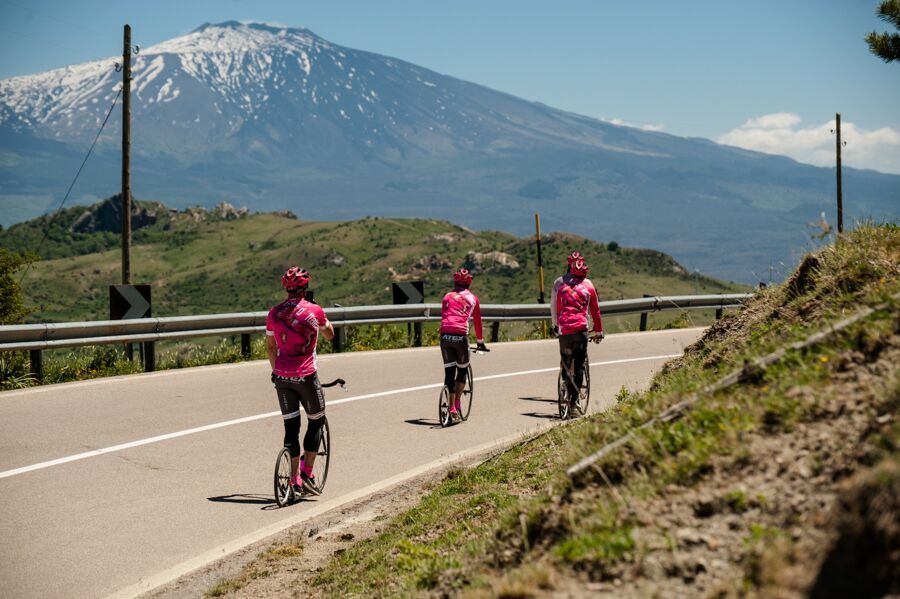 The 4th stage route ended at the top of Etna.