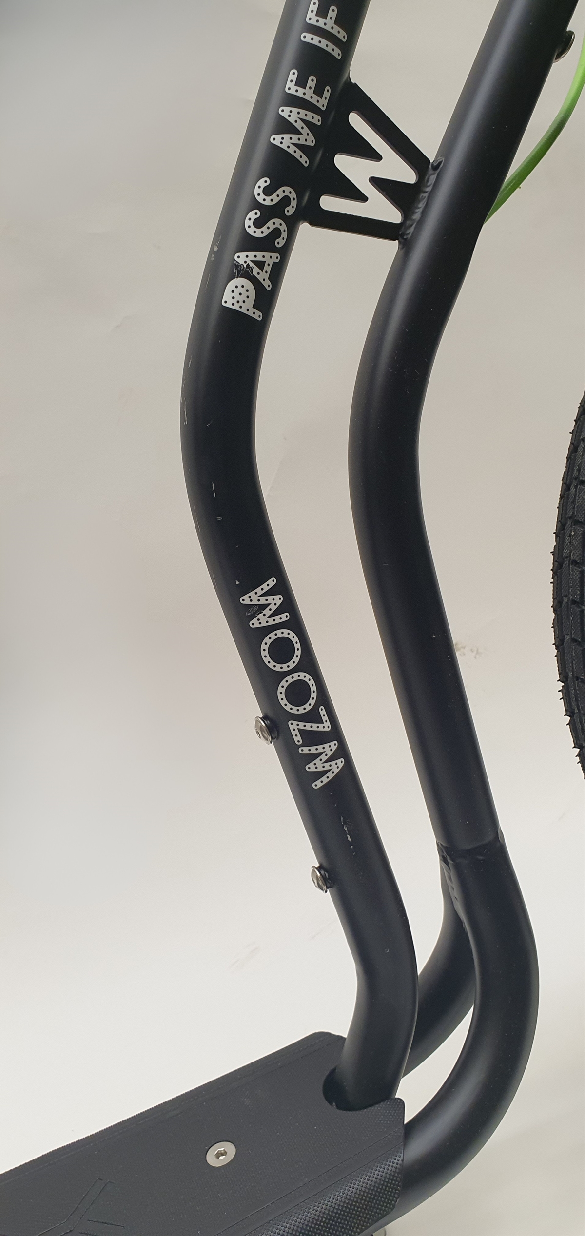 Wzoom black