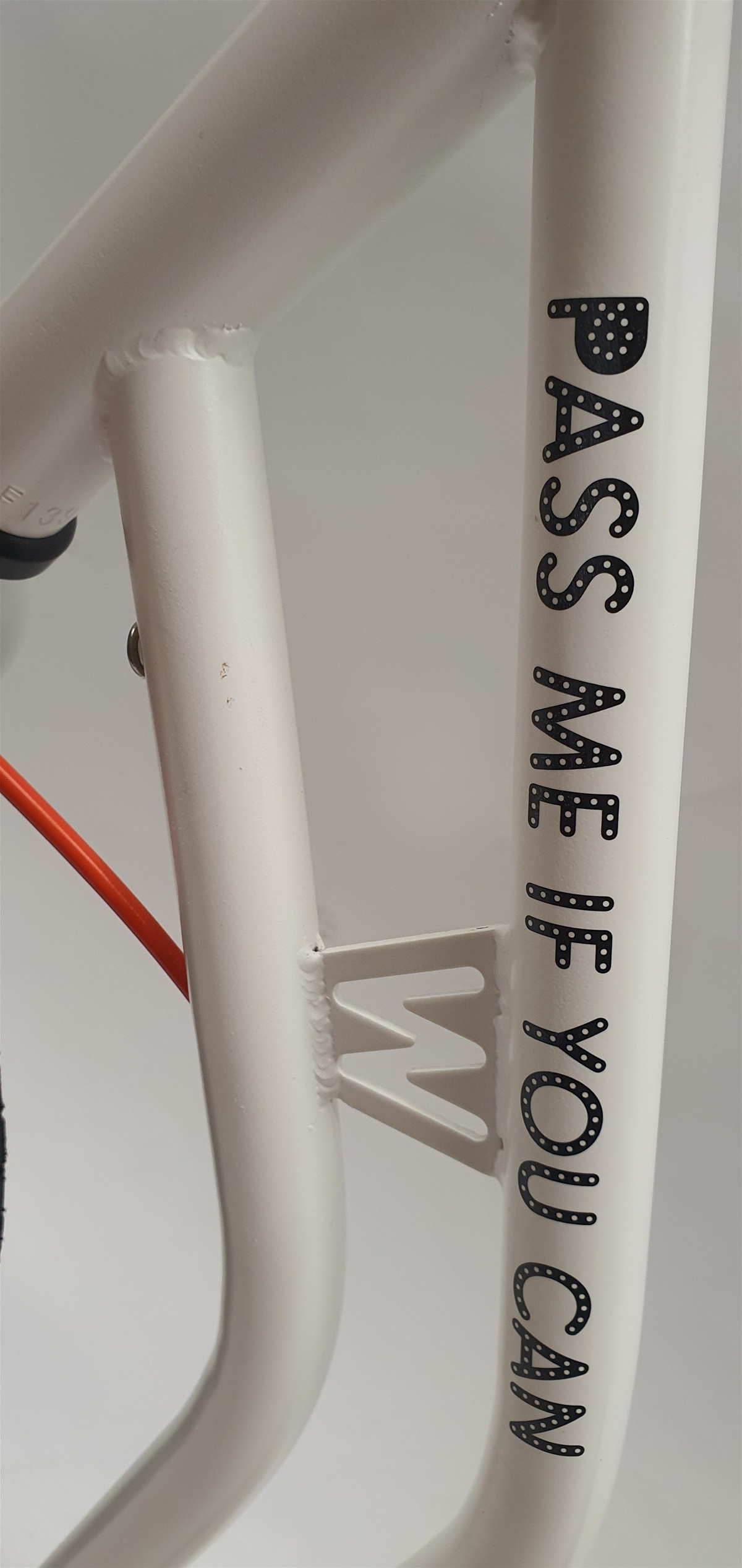 Wzoom White
