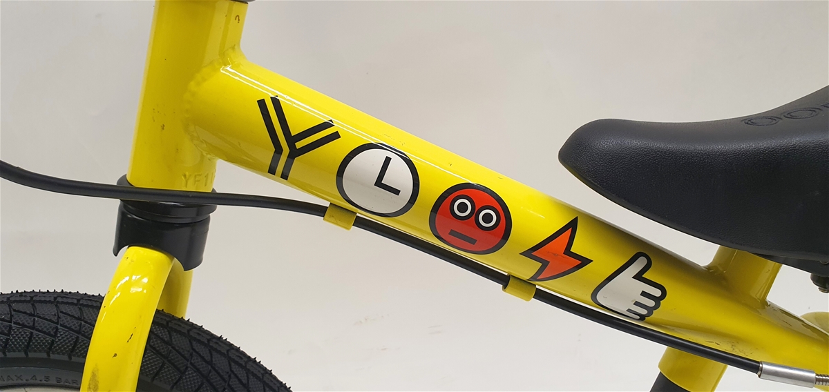 TooToo Emoji Yellow