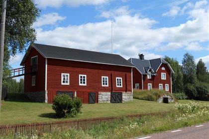  Severské domy září barvami.